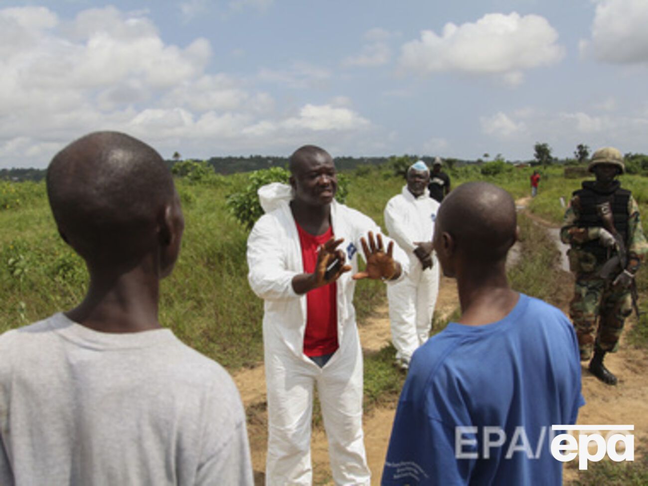 Вспышка вируса Эбола началась в Гвинее