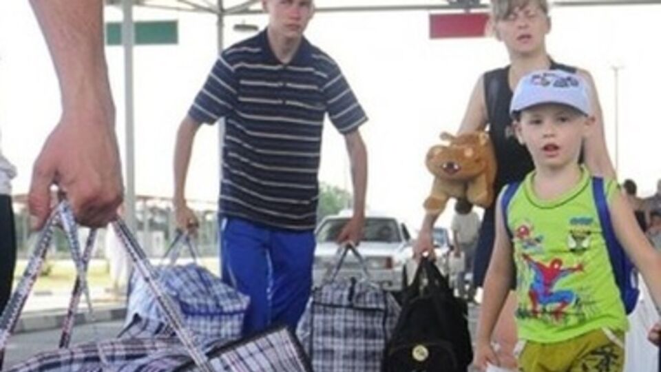 Мариуполь не справляется с беженцами