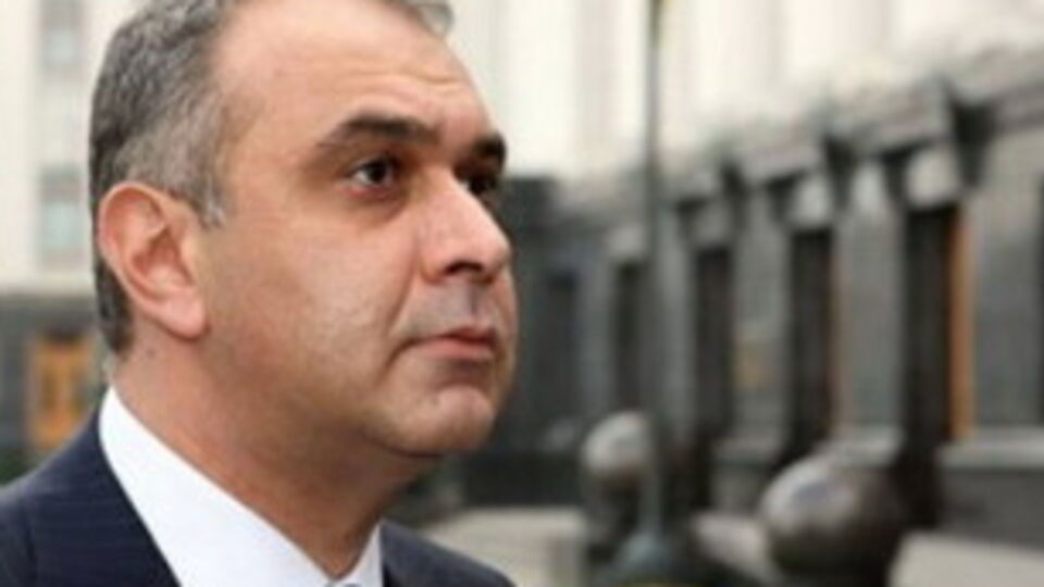 Начало учебного года для первокурсников на Донбассе могут отложить на месяц