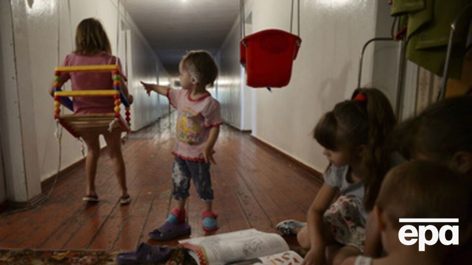 Гройсман: В зимний период в условиях военной агрессии каждый человек должен быть обогрет