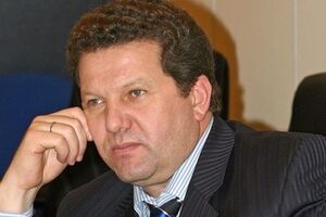 У нас есть 125 тысяч ветеранов ВДВ и около 120 тысяч ветеранов Афганистана, их и нужно призывать, считает Куницын