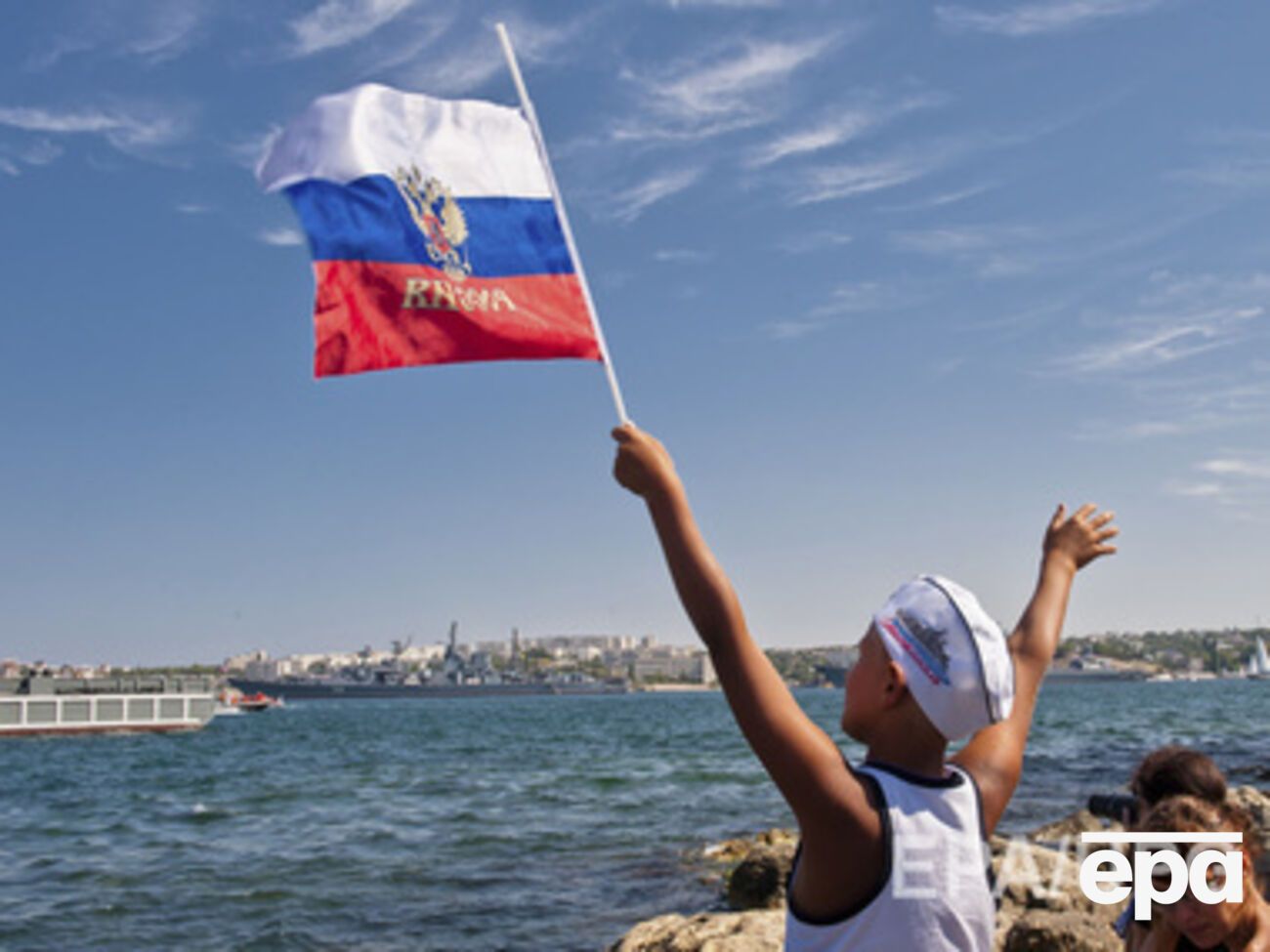 Россияне признают, что полагаются в своих суждениях на информацию из СМИ