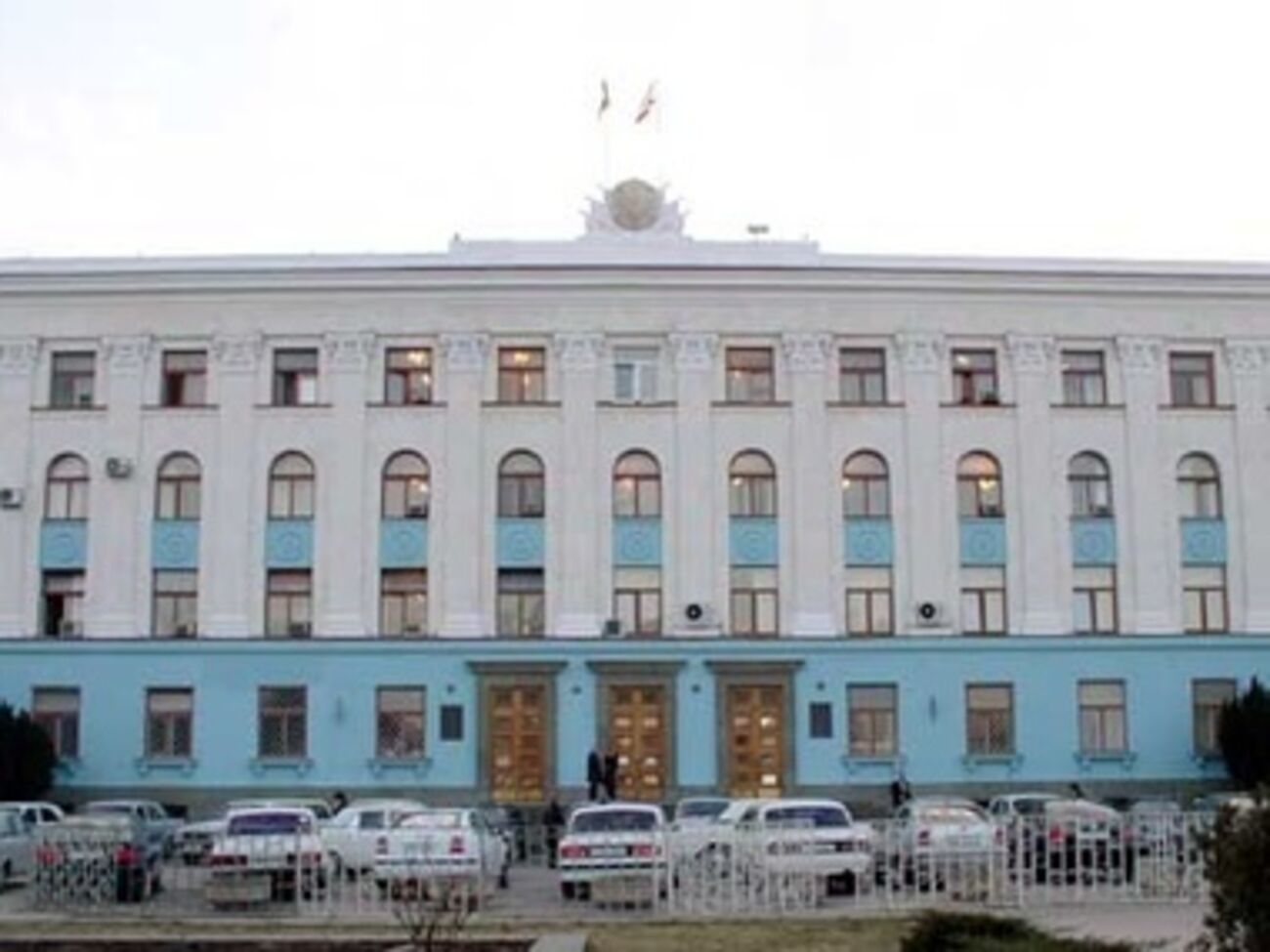 Крымских чиновников будут проверять