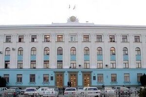 Крымских чиновников будут проверять