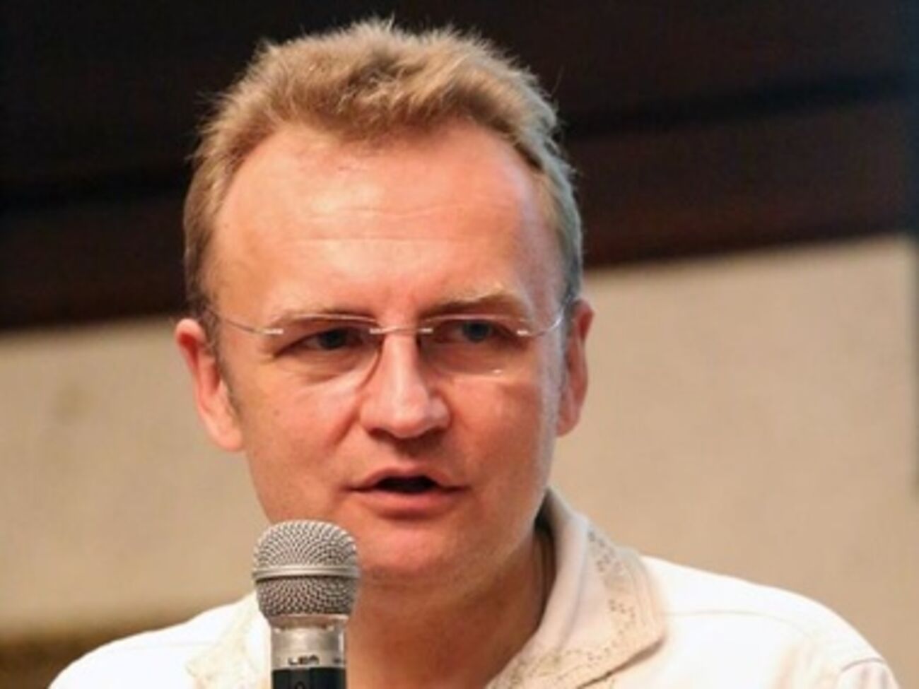 Андрей Садовый: Сегодня нет в городе более важного дела, чем помощь ребятам, которые находятся на передовой