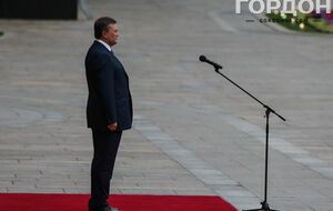 В марте этого года ЕС ввел санкции против Виктора Януковича и еще 17 человек из его ближайшего окружения