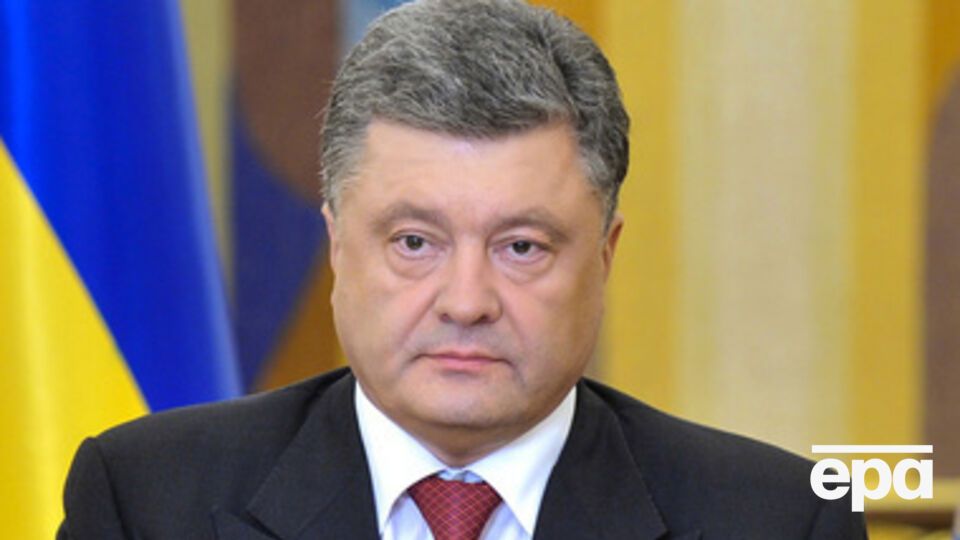 Порошенко уверен, что освободить от квартплаты семьи участников АТО --- вполне посильная задача для местных бюджетов
