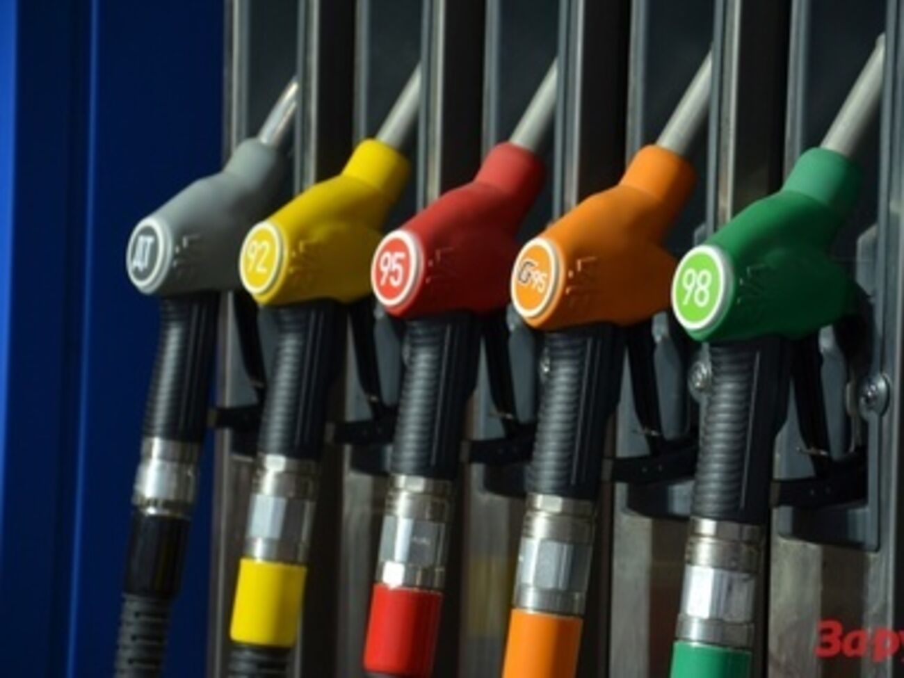 Террористы брали топливо на местных бензоколонках