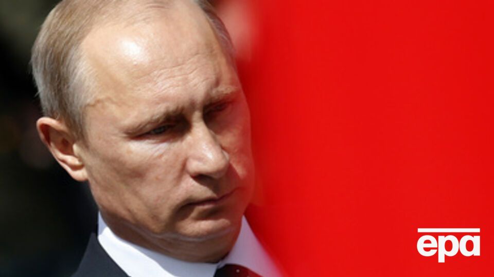 Владимир Путин на год ввел ответные санкции против стран Запада