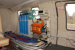 Внутри санитарного вертолета Ми-8