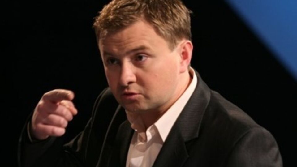 Взойдут как бы "Предатели",<br />Великие Предатели,<br />Как цвет великой нации,<br />В совсем другой стране...