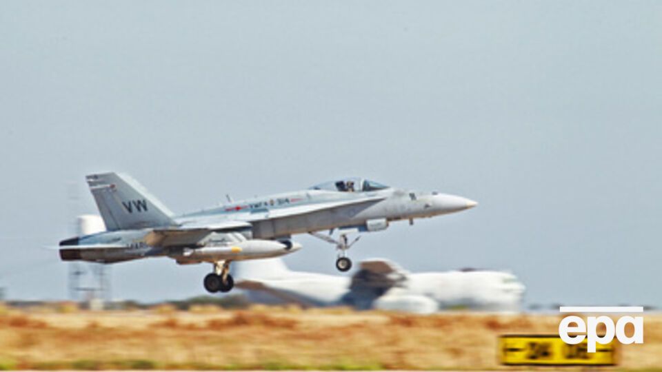 США повторно обстреляли позиции исламистов в районе Ирбиля