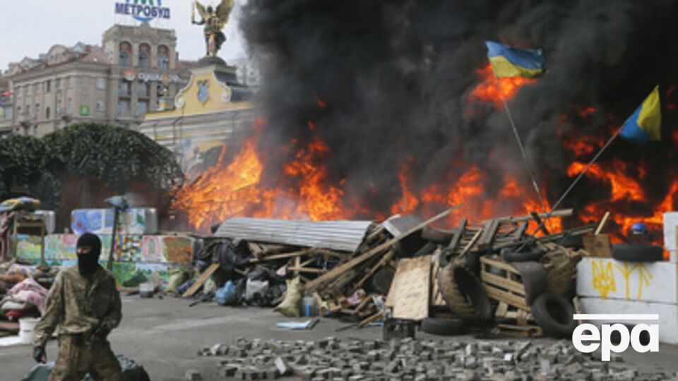 Очищение огнем. На Майдане сгорели палатки "поселенцев". Фоторепортаж