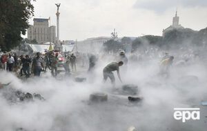 Сегодня центр Киева тушили и расчищали