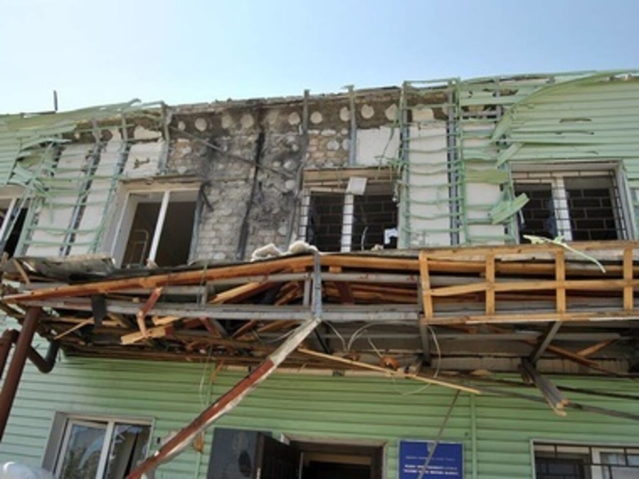 Террористы целились в окна помещений, в которых спали пограничники