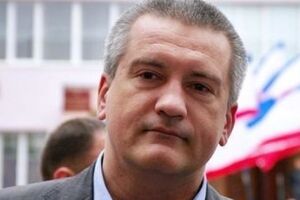 Аксенов считает диверсией отключение света в Крыму