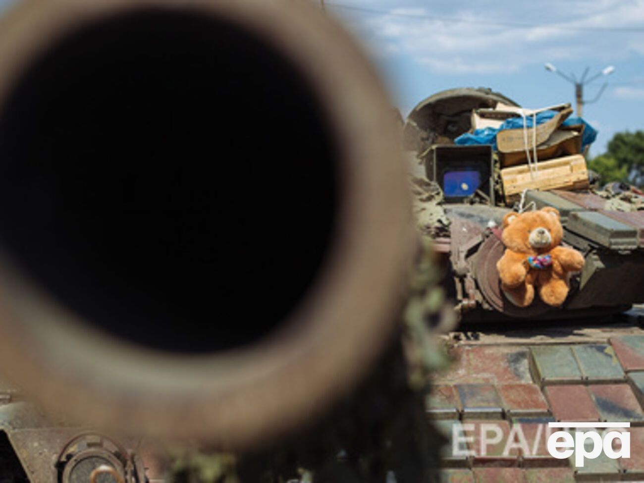 СНБО: Бои продолжаются в 24 населенных пунктах Луганской и Донецкой областей