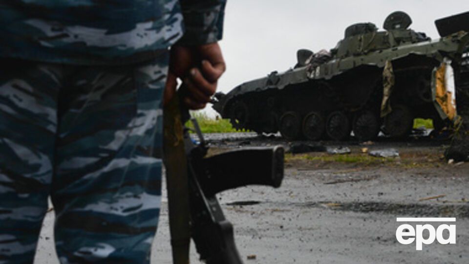 СНБО: Во время атаки на Луганский аэропорт силы АТО уничтожили семь российских танков