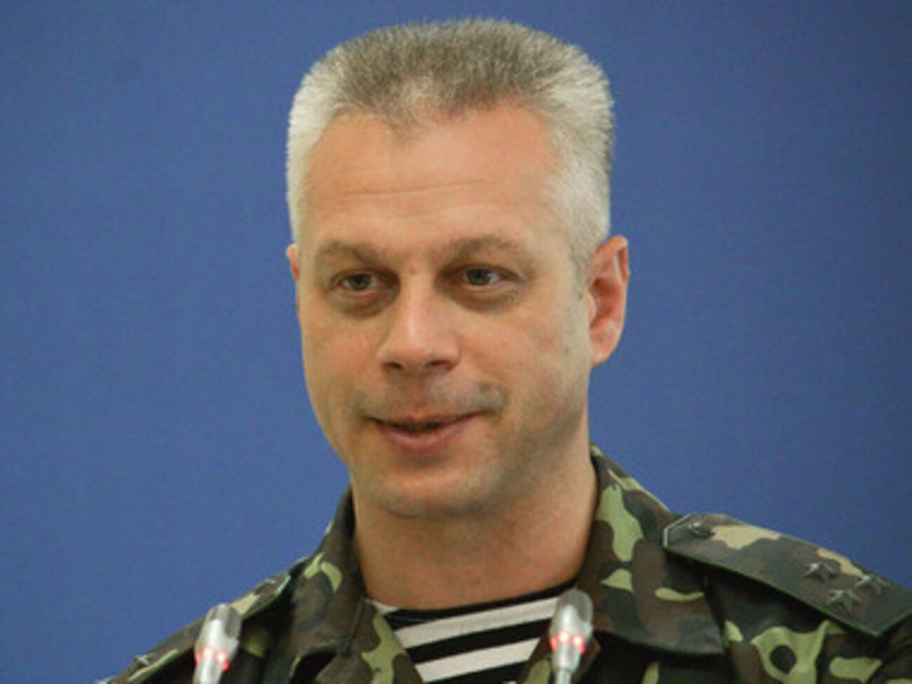 Танкистов и артиллеристов готовят к отправке в зону АТО, сообщил Лысенко