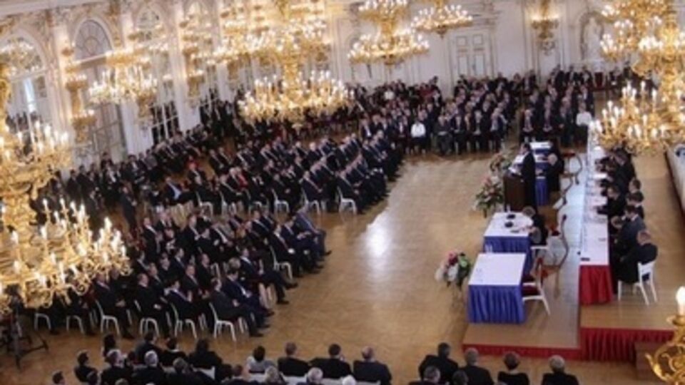 В парламенте Чехии будут обсуждать вопрос новых санкций против России