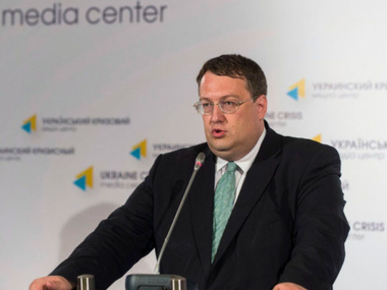 Геращенко заявил, что сам до конца не знает подробностей боев на Саур-Могиле