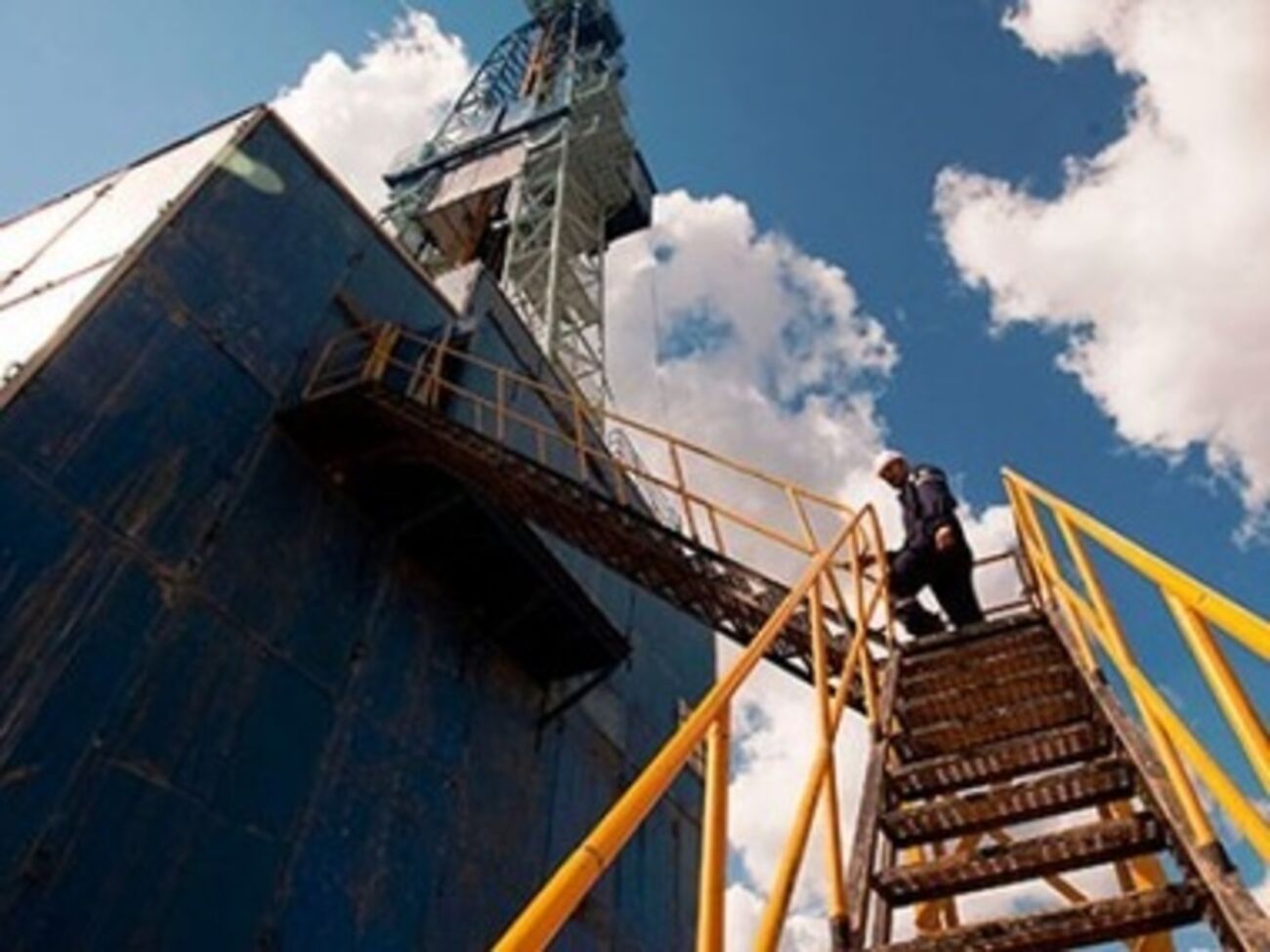 Поставлять запчасти для "Укргаздобычи" будет компания представителя "Правого сектора"