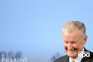 Бжезинский считает, что Путин пытается силой восстановить Советский Союз