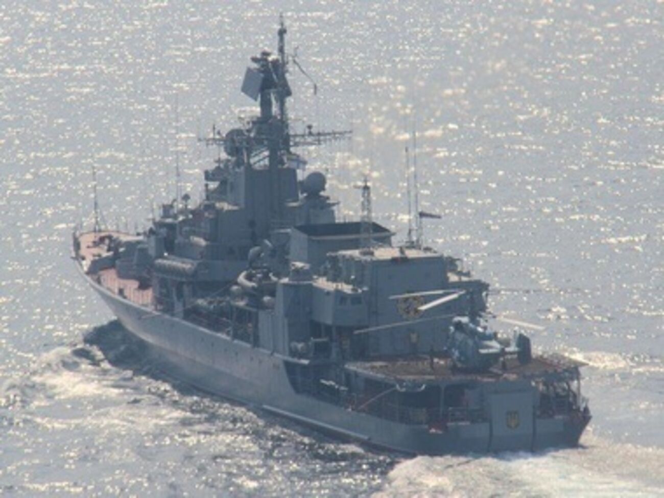 На учениях отрабатывают задачи по поиску и обнаружению судна-нарушителя