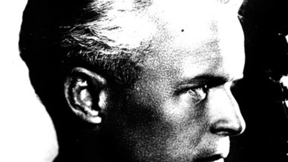 Спецпроект "ГОРДОН": Неизвестный Довженко – 10 ипостасей легенды украинского кино