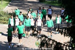 Футболисты проведут день на полигоне