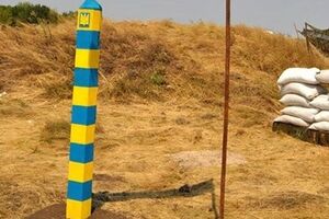 На границе построят около полутора тысяч километров траншей и ходов сообщения