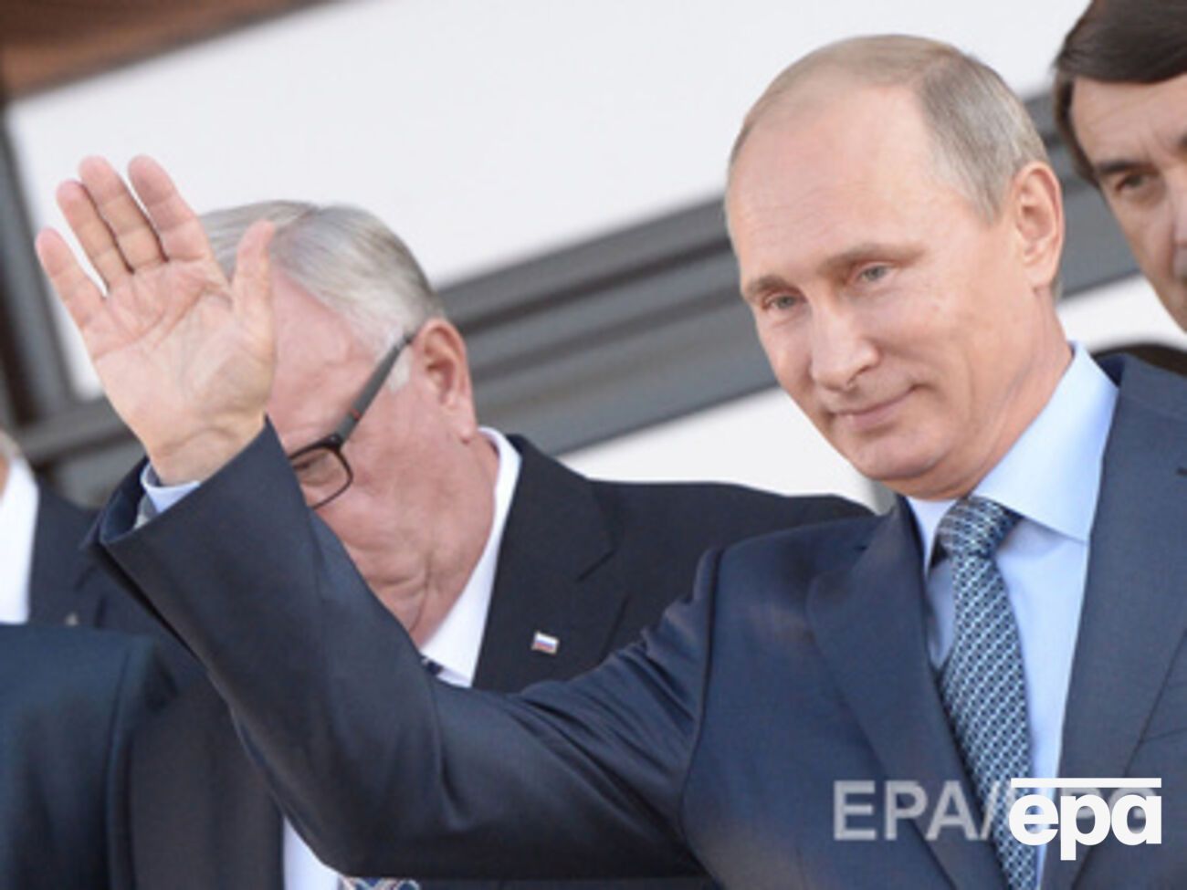 Путин считает, что Запад хочет возродить НАТО