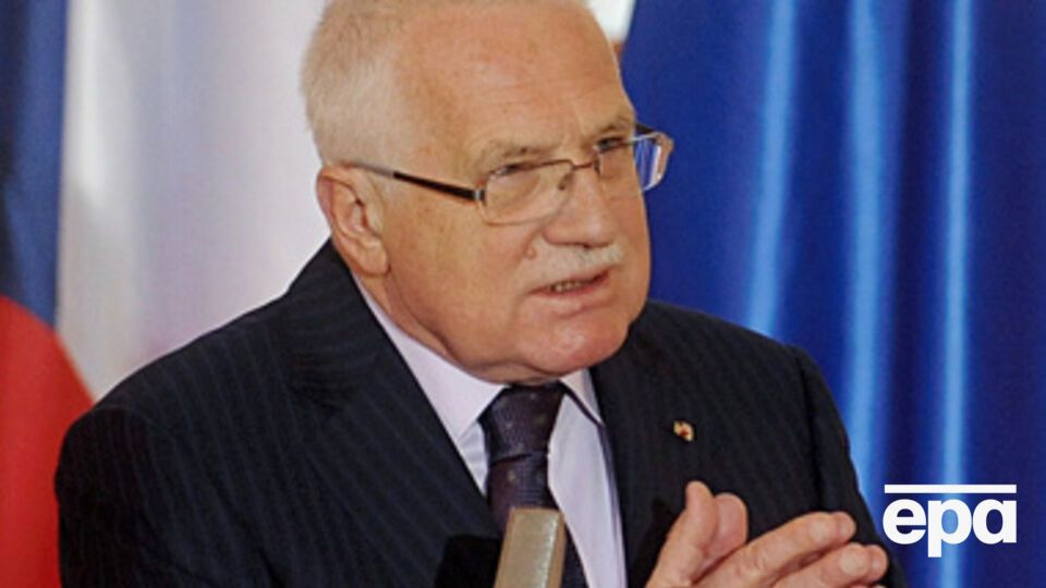 Вацлав Клаус: Я думаю, причина не в России. Россия делает вынужденные ходы