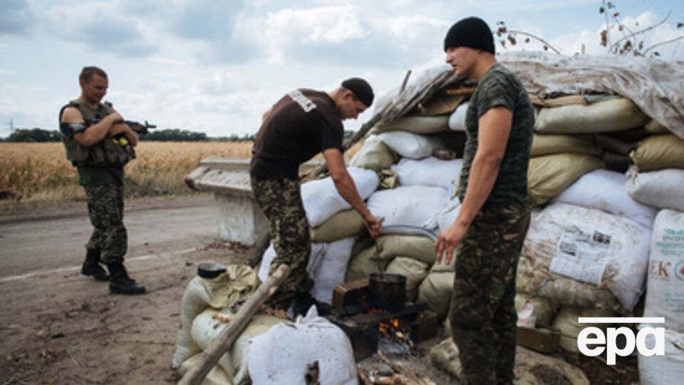 Несмотря на режим прекращения огня, силы АТО остаются под огнем противника