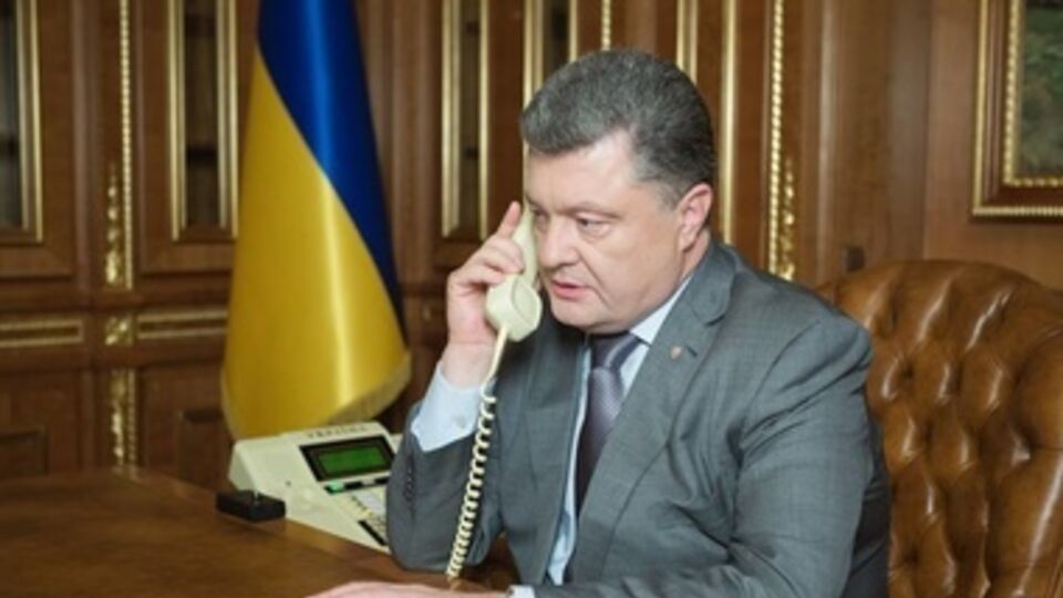 Порошенко акцентировал на необходимости освобождения заложников