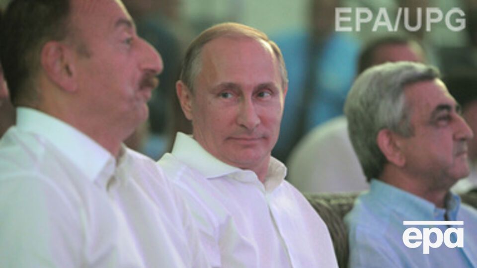 Президент РФ Владимир Путин с лидерами Азербайджана Ильхамом Алиевым и Армении --- Сержем Саргсяном во время встречи в Сочи