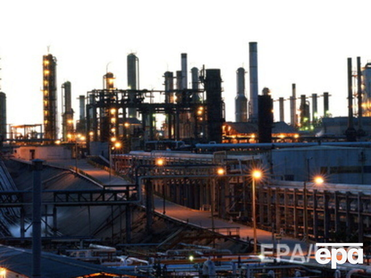 Санкции затронут нефтяную промышленность России