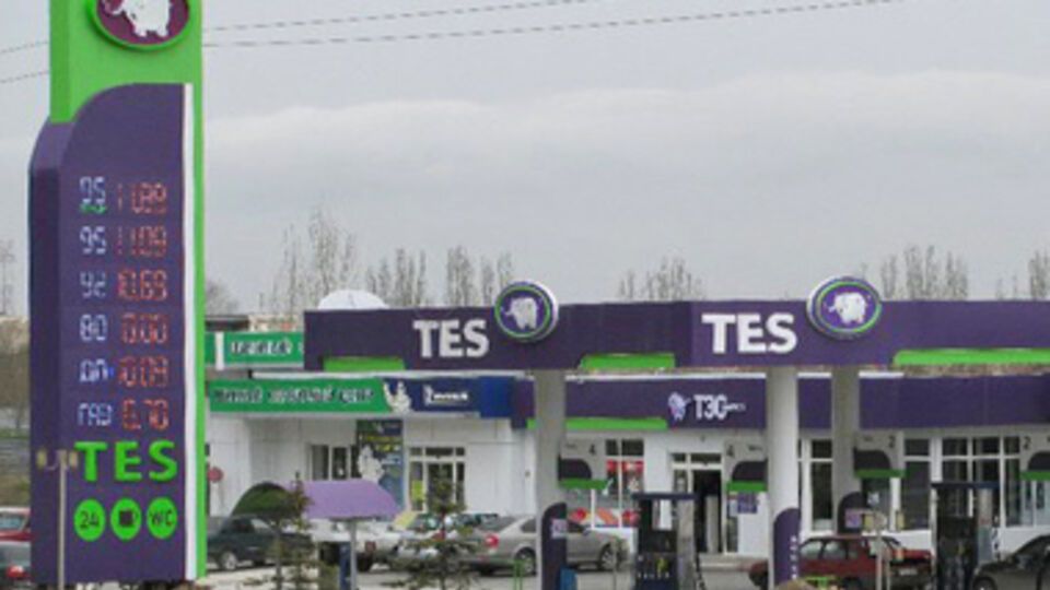 На заправках ТES дефицит 95-го бензина