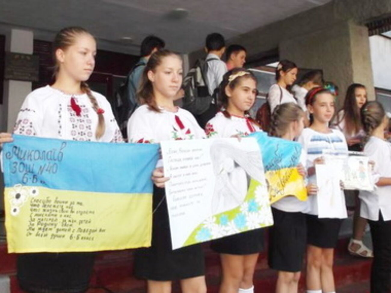 Военным передали 40 комплектов термобелья, а также письма с благодарностями и пожеланиями