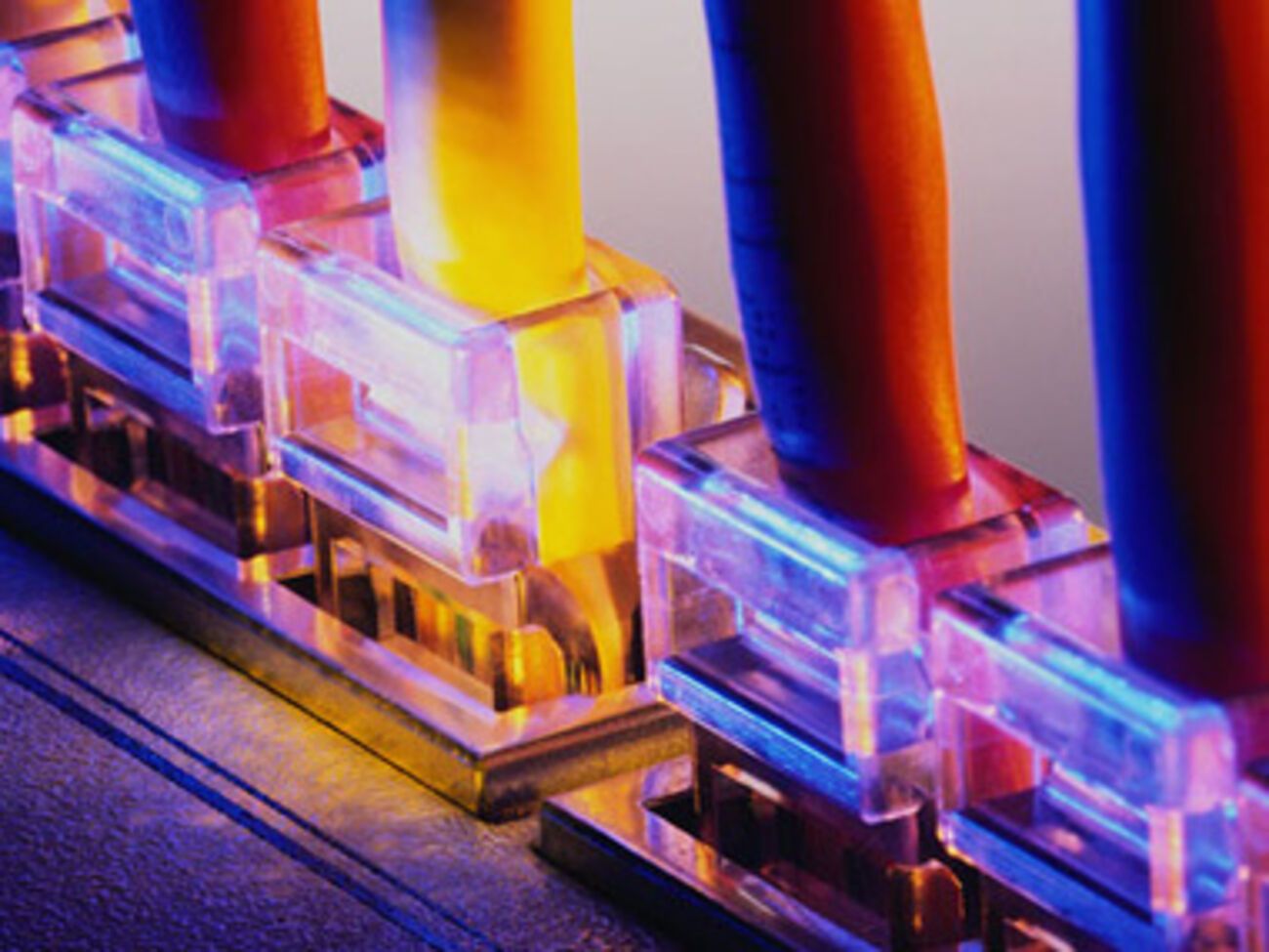 Предоставлять личные данные пользователей работодателей обязывает постановление правительства РФ, вступившее в силу 13 августа 2014 года