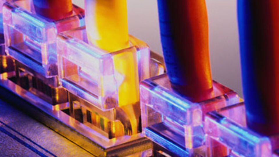 Предоставлять личные данные пользователей работодателей обязывает постановление правительства РФ, вступившее в силу 13 августа 2014 года