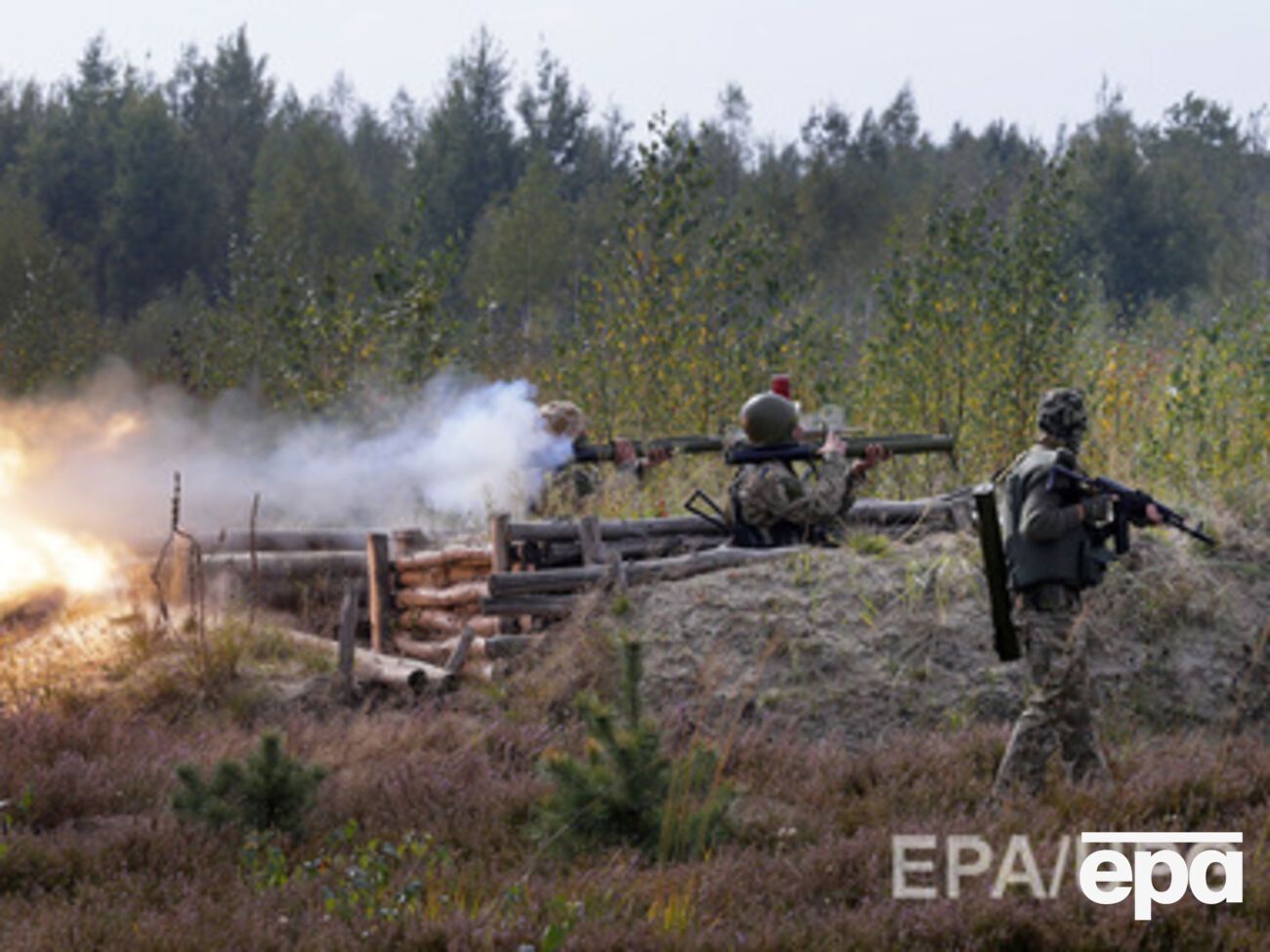 К украинским позициям подтянуты резервы, которые позволят сдержать наступление поддерживаемых Россией террористов