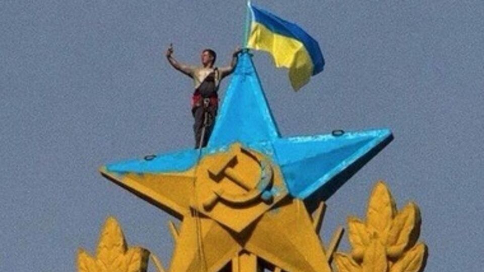 Руфер Павел Ушевец решил сменить имя, "чтоб они стали поперек горла в России", заявил Геращенко