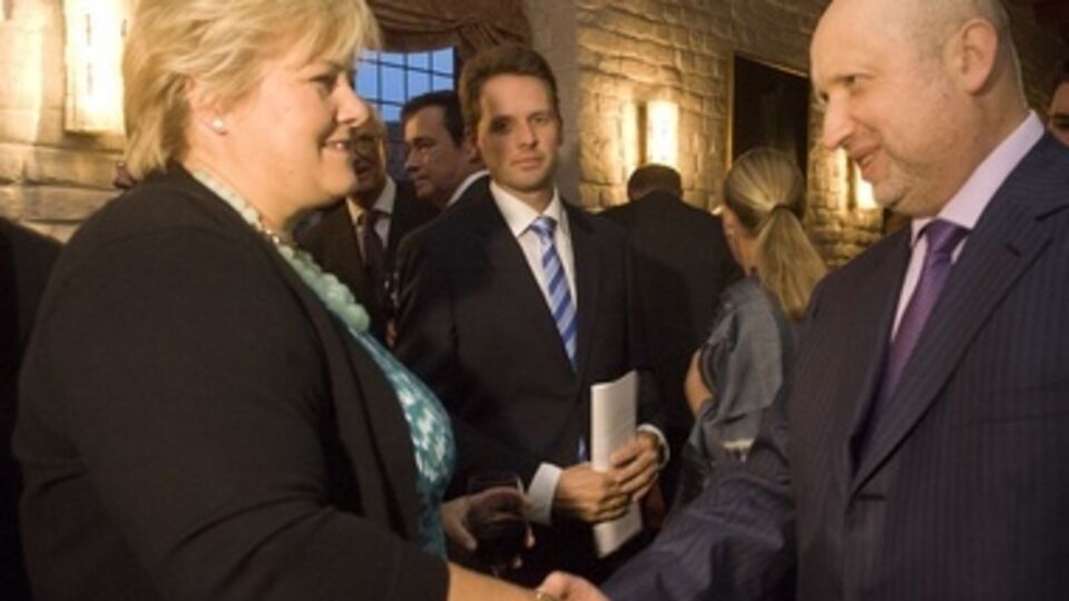 Спикер Верховной Рады Украины Александр Турчинов и премьер-министр Норвегии Эрна Солберг