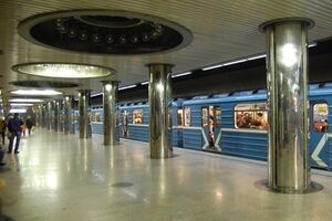 В метро опять ищут взрывчатку