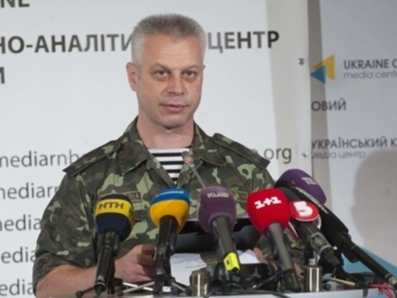 Россия приостановила вывод российских войск с Донбасса