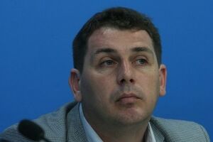 Александр Черненко: "В округах тех районов, которые контролируют террористы, конечно, выборы провести будет сложно, и вряд ли они там состоятся"