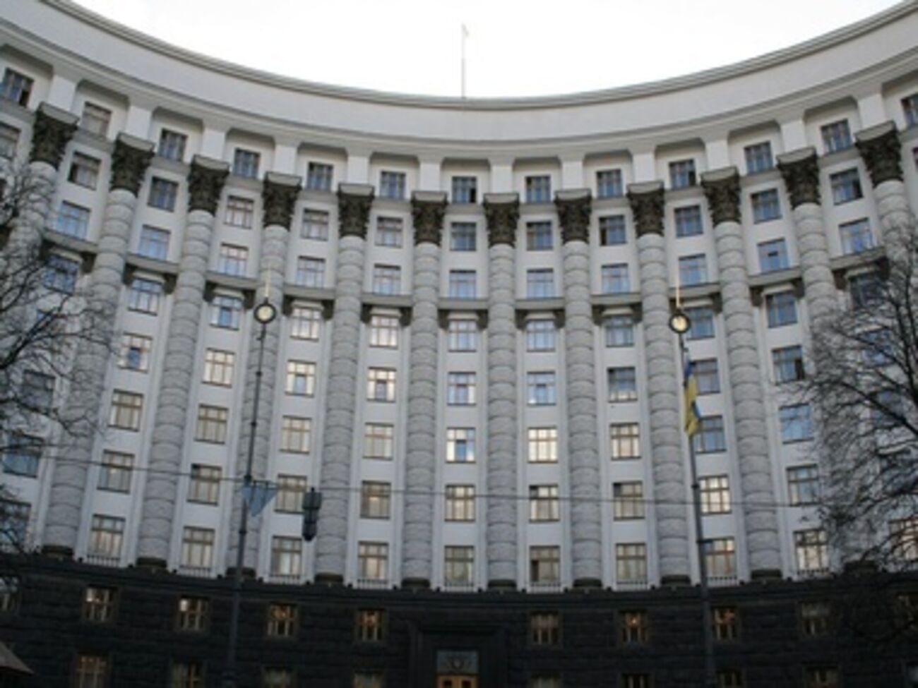 Кабмин предложил оформить запрет на транзит российской военной техники как отдельный вид санкций