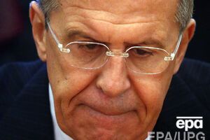 Лавров считает санкции несвоевременными
