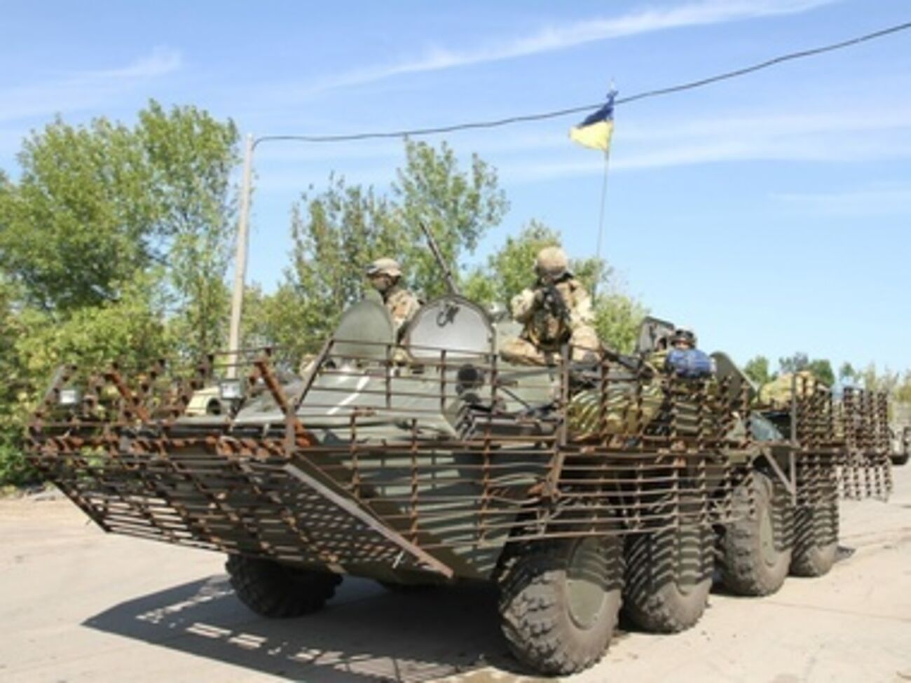 Украинские силовики открывают огонь только при явном нападении на позиции и блокпосты